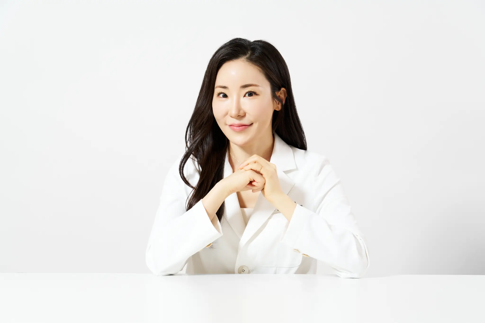 시보경 원장 · 피부과 전문의
